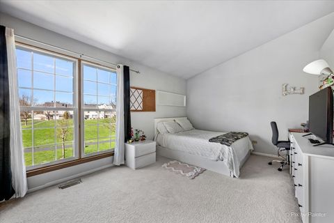 Tiny photo for 20 N Oltendorf Road, Streamwood, IL 60107 (MLS # 12623291)