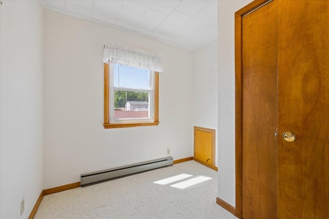 Tiny photo for 604 N 4th Street, Clinton, IA 52732 (MLS # 12667090)
