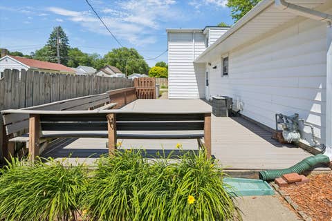 Tiny photo for 604 N 4th Street, Clinton, IA 52732 (MLS # 12667090)