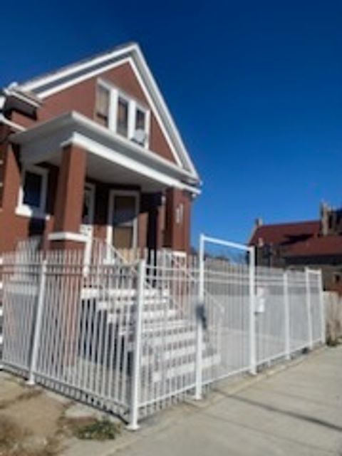Tiny photo for 906 W 71st Street, Chicago, IL 60621 (MLS # 12538948)