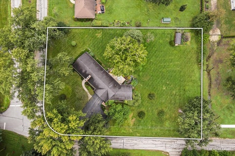 Tiny photo for 22W126 Buena Vista Drive, Glen Ellyn, IL 60137 (MLS # 12757401)