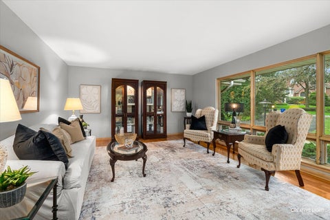 Tiny photo for 22W126 Buena Vista Drive, Glen Ellyn, IL 60137 (MLS # 12757401)
