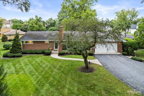 Tiny photo for 22W126 Buena Vista Drive, Glen Ellyn, IL 60137 (MLS # 12757401)