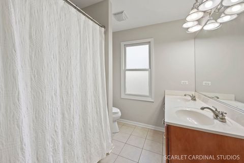 Tiny photo for 208 Amherst Court, Oswego, IL 60543 (MLS # 12582182)