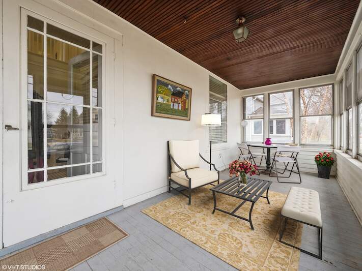 209 W Main Street