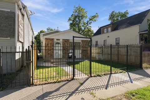 Tiny photo for 6733 S Throop Street, Chicago, IL 60636 (MLS # 12772333)