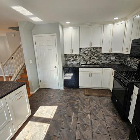 Tiny photo for 618 W Comstock Avenue, Elmhurst, IL 60126 (MLS # 12691317)