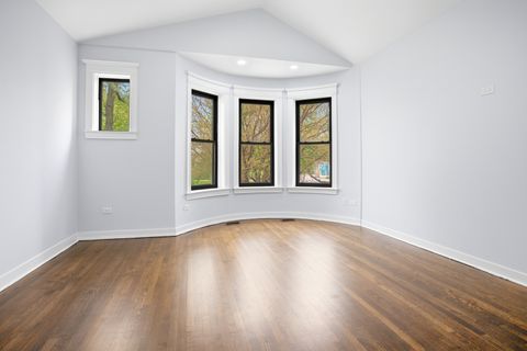 Tiny photo for 4937 S Prairie Avenue, Chicago, IL 60615 (MLS # 12640215)