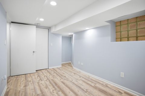 Tiny photo for 4937 S Prairie Avenue, Chicago, IL 60615 (MLS # 12640215)