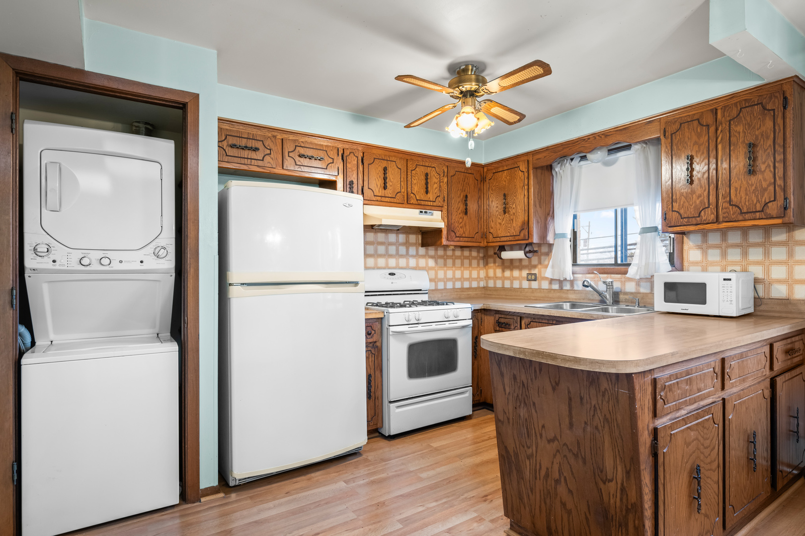 5819 W HIGGINS Avenue 2D