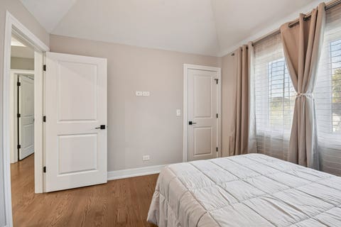 Tiny photo for 8200 S Normandy Avenue, Burbank, IL 60459 (MLS # 12740988)