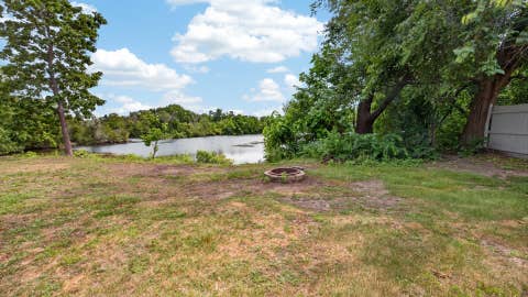Tiny photo for 1010 Arlene Court #2, Bloomington, IL 61701 (MLS # 12689837)