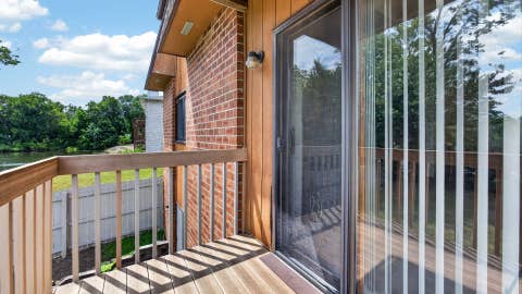 Tiny photo for 1010 Arlene Court #2, Bloomington, IL 61701 (MLS # 12689837)
