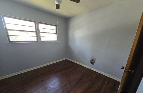 Tiny photo for 528 W Winchester Road, Chicago Heights, IL 60411 (MLS # 12507028)