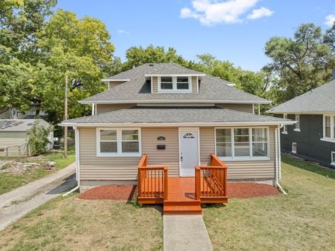 Photo of 104 Seeser Street, Joliet, IL 60436 (MLS # 12409154)
