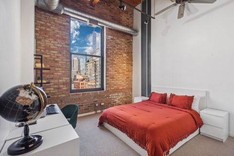 Tiny photo for 300 W Grand Avenue W #602, Chicago, IL 60654 (MLS # 12492031)