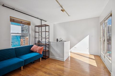 Tiny photo for 300 W Grand Avenue W #602, Chicago, IL 60654 (MLS # 12492031)