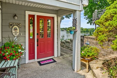 Tiny photo for 4923 E Lake Shore Drive, Wonder Lake, IL 60097 (MLS # 12438610)