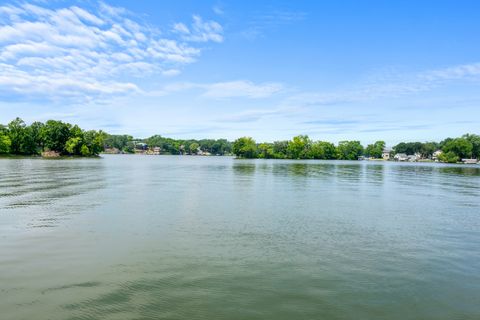 Tiny photo for 4923 E Lake Shore Drive, Wonder Lake, IL 60097 (MLS # 12438610)