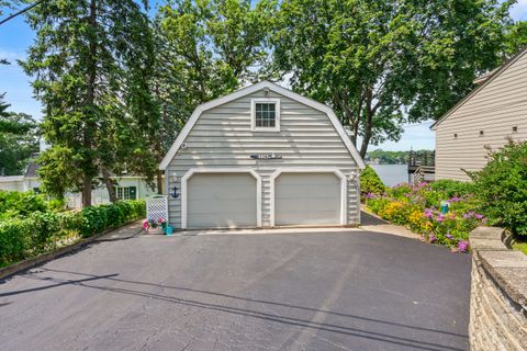 Tiny photo for 4923 E Lake Shore Drive, Wonder Lake, IL 60097 (MLS # 12438610)