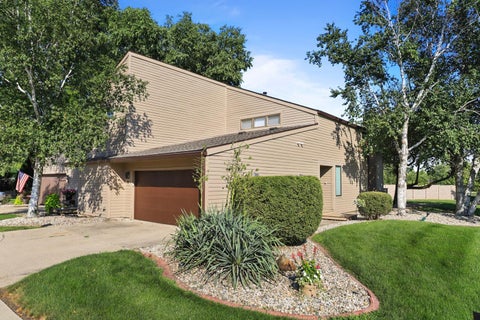 Photo of 16 Briar Hill Circle, Champaign, IL 61822 (MLS # 12693564)