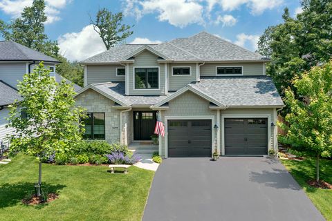 2690 N Wildwood Lane Deerfield IL 60015