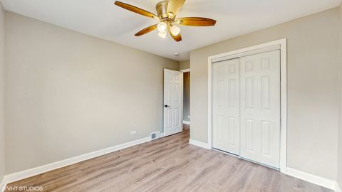 Tiny photo for 9719 S 81st Avenue, Palos Hills, IL 60465 (MLS # 12428233)