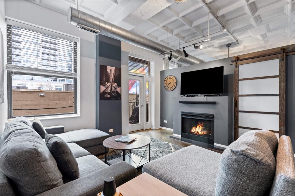 1307 S Wabash Avenue 303