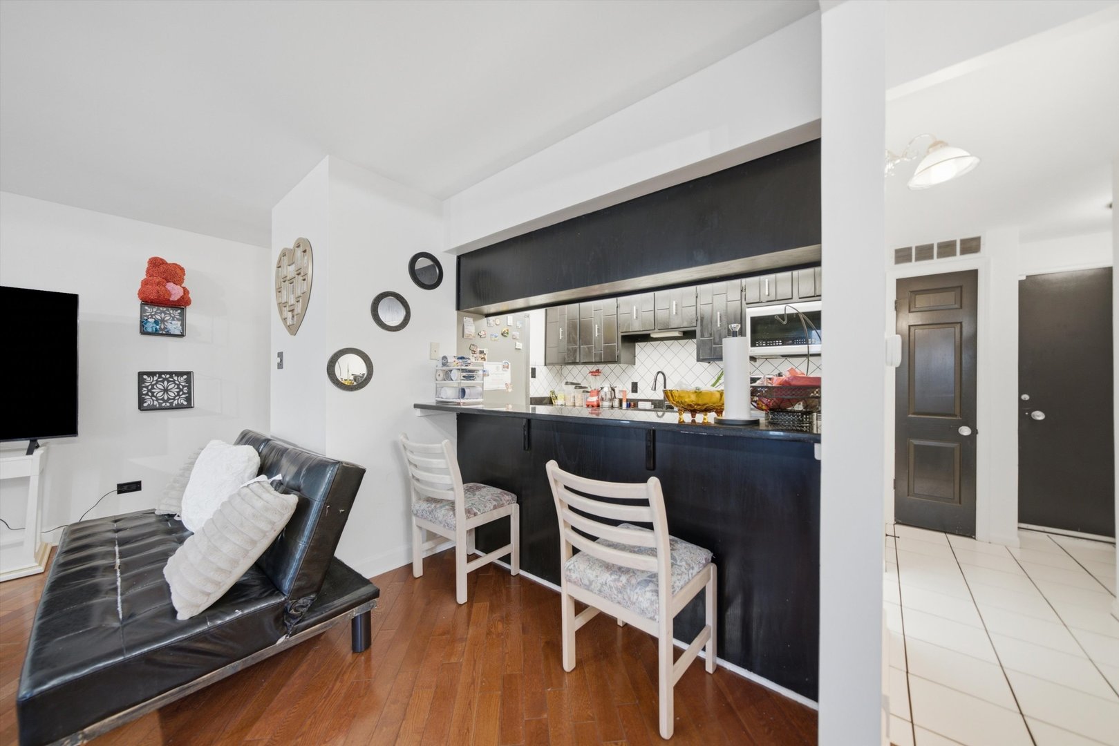 4042 Trafalgar Lane 4042