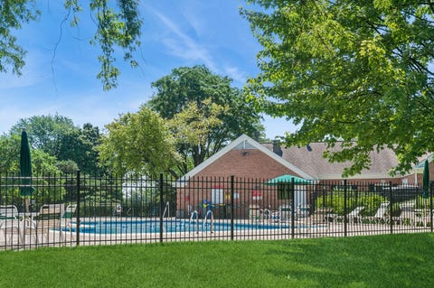 Tiny photo for 513 Kingsmill Lane #C, Prospect Heights, IL 60070 (MLS # 12690300)