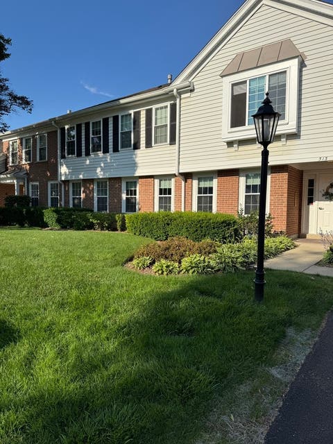 Tiny photo for 513 Kingsmill Lane #C, Prospect Heights, IL 60070 (MLS # 12690300)