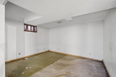 Tiny photo for 550 28th Avenue, East Moline, IL 61244 (MLS # 12724863)