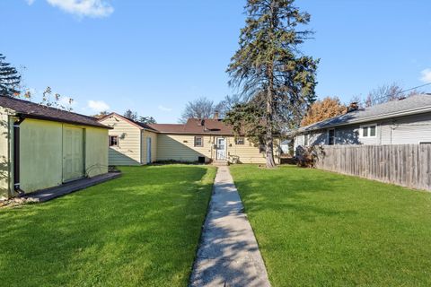 Tiny photo for Westmont, IL 60559 (MLS # 12499101)