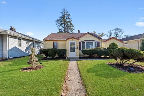 Tiny photo for Westmont, IL 60559 (MLS # 12499101)