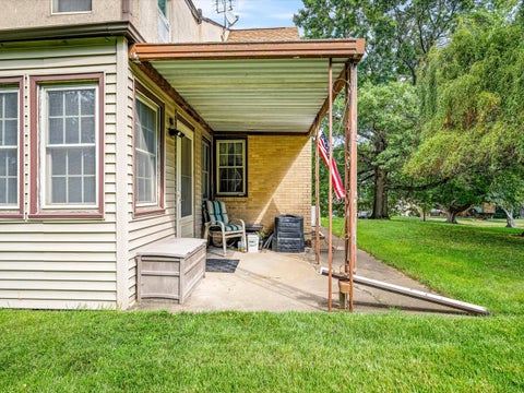 Tiny photo for 205 Saint Louis Avenue, Rockford, IL 61104 (MLS # 12751186)