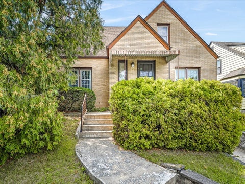 Tiny photo for 205 Saint Louis Avenue, Rockford, IL 61104 (MLS # 12751186)