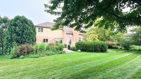 Tiny photo for 2104 Westover Road, North Aurora, IL 60542 (MLS # 12733278)
