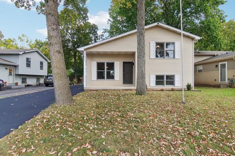 33611 N Idlewild Drive Grayslake IL 60030