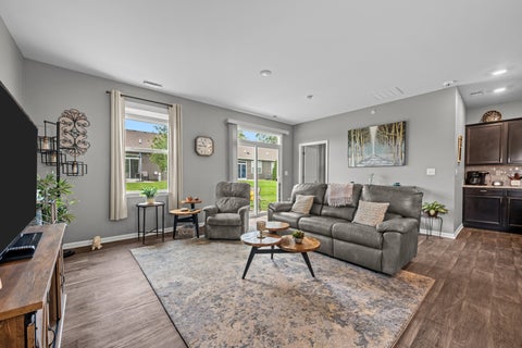 Tiny photo for 230 Sussex Court, North Aurora, IL 60542 (MLS # 12767496)