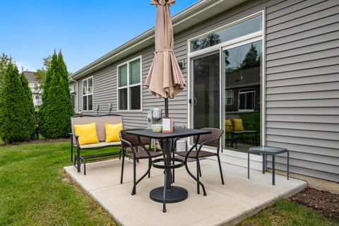 Tiny photo for 230 Sussex Court, North Aurora, IL 60542 (MLS # 12767496)