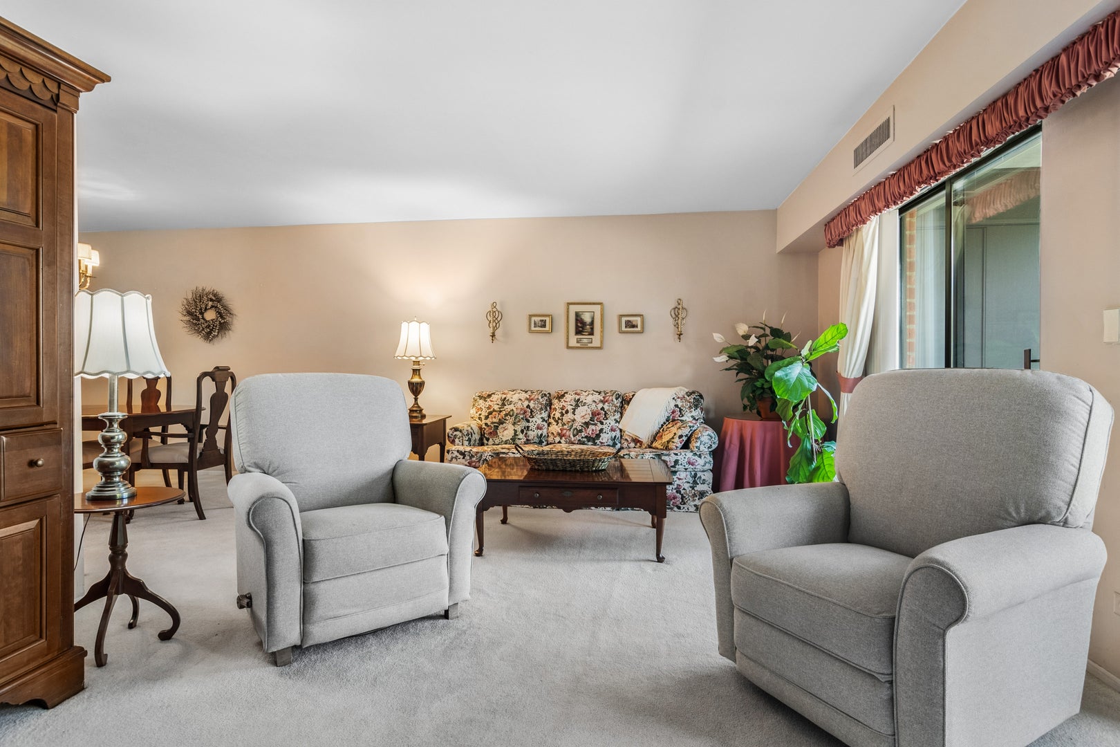 1605 E Central Road 213-B