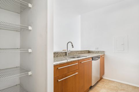 Tiny photo for 740 S Federal Street #1109, Chicago, IL 60605 (MLS # 12593981)