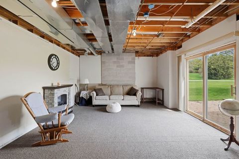 Tiny photo for 15911 Aspen Court, Huntley, IL 60142 (MLS # 12632799)