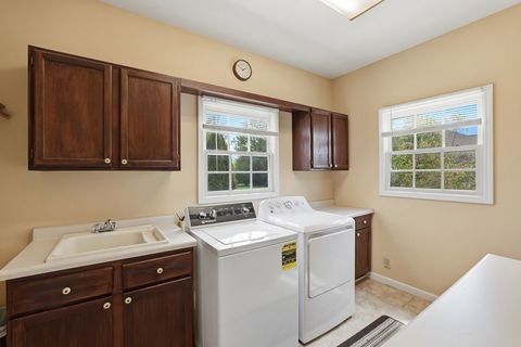 Tiny photo for 15911 Aspen Court, Huntley, IL 60142 (MLS # 12632799)