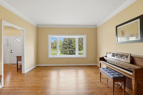 Tiny photo for 15911 Aspen Court, Huntley, IL 60142 (MLS # 12632799)