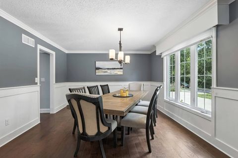 Tiny photo for 26 Briarwood Lane, Bettendorf, IA 52722 (MLS # 12603320)