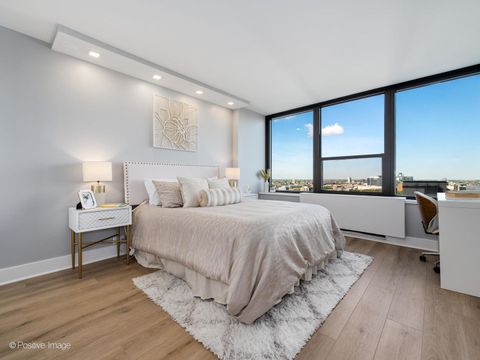 Tiny photo for 1560 N Sandburg Terrace #2403J, Chicago, IL 60610 (MLS # 12394644)