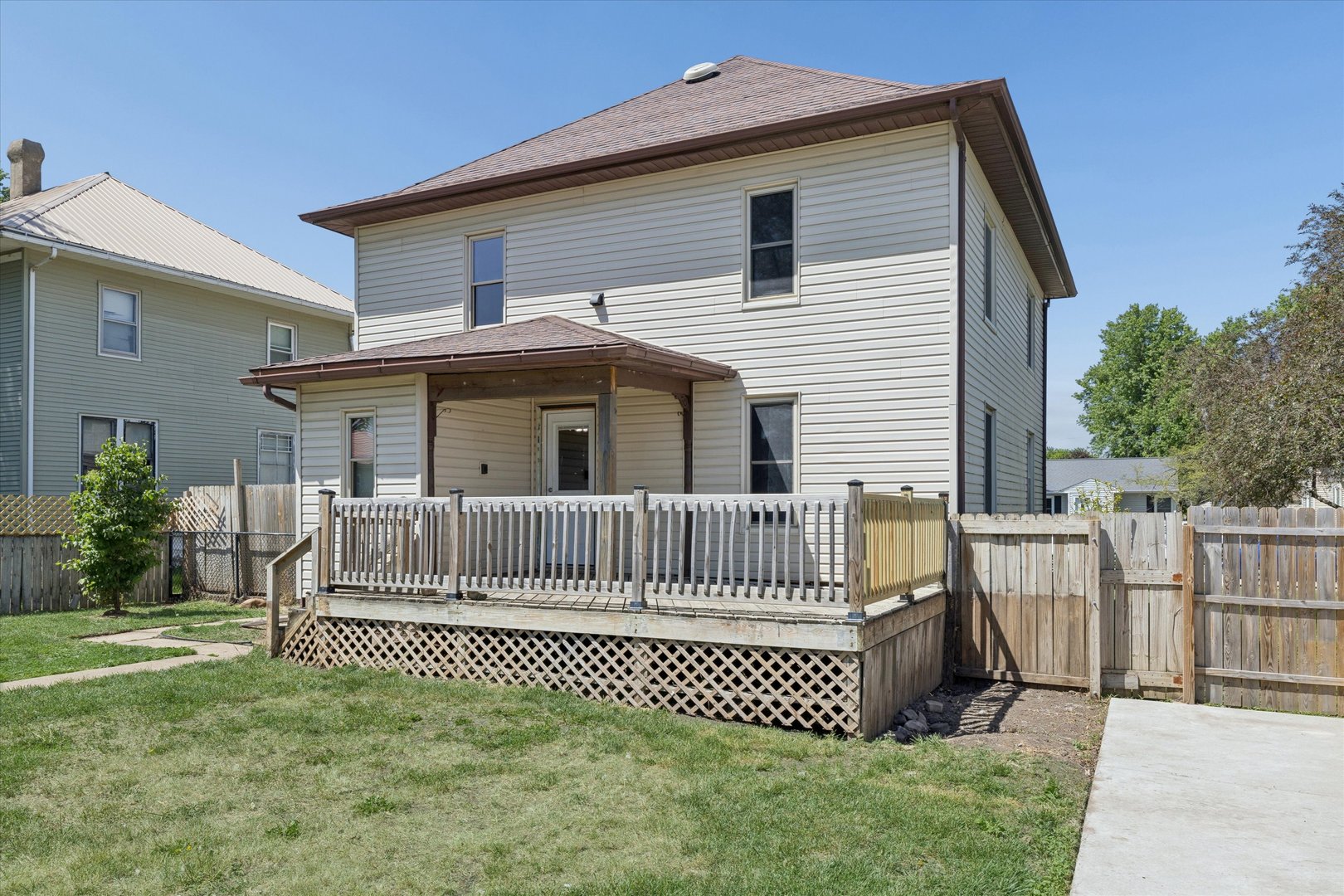 807 Fulton Street