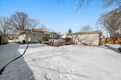 Tiny photo for 111 Ridge Lane, Geneva, IL 60134 (MLS # 12560579)