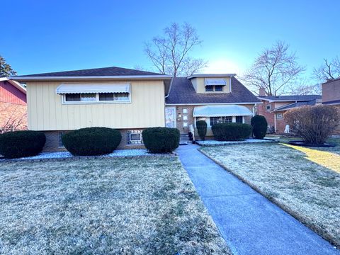 Photo of 15531 Woodlawn East Avenue, South Holland, IL 60473 (MLS # 12610504)